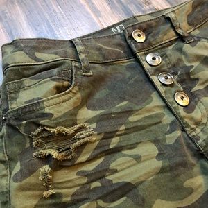 No Boundaries Shorts - NOBO | NWOT High Waist Camo Shorts No Boundaries Shorts - NOBO | NWOT High Waist Camo Shorts